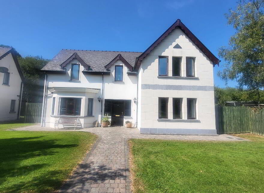 13 Errew Drive, Lough Rinn, Cloone Grange, N41W421