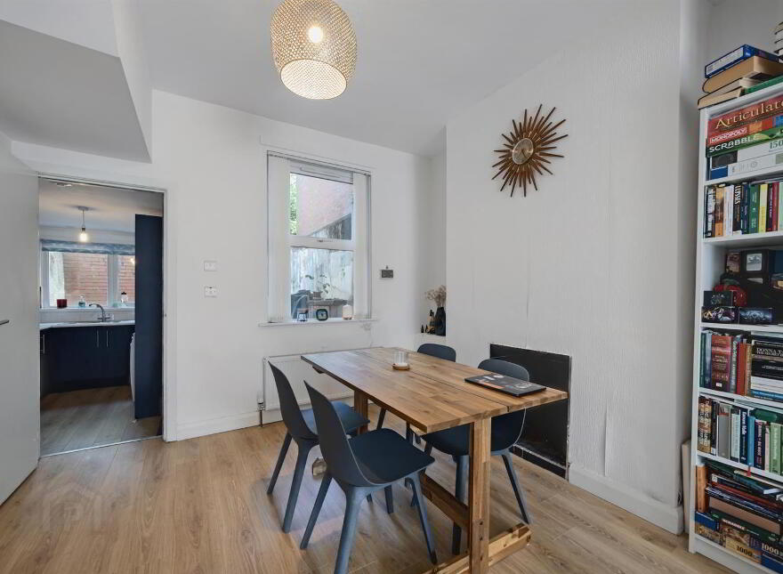 153 Falls Road, Belfast, BT12 6AF