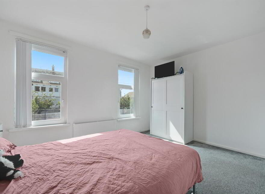 153 Falls Road, Belfast, BT12 6AF