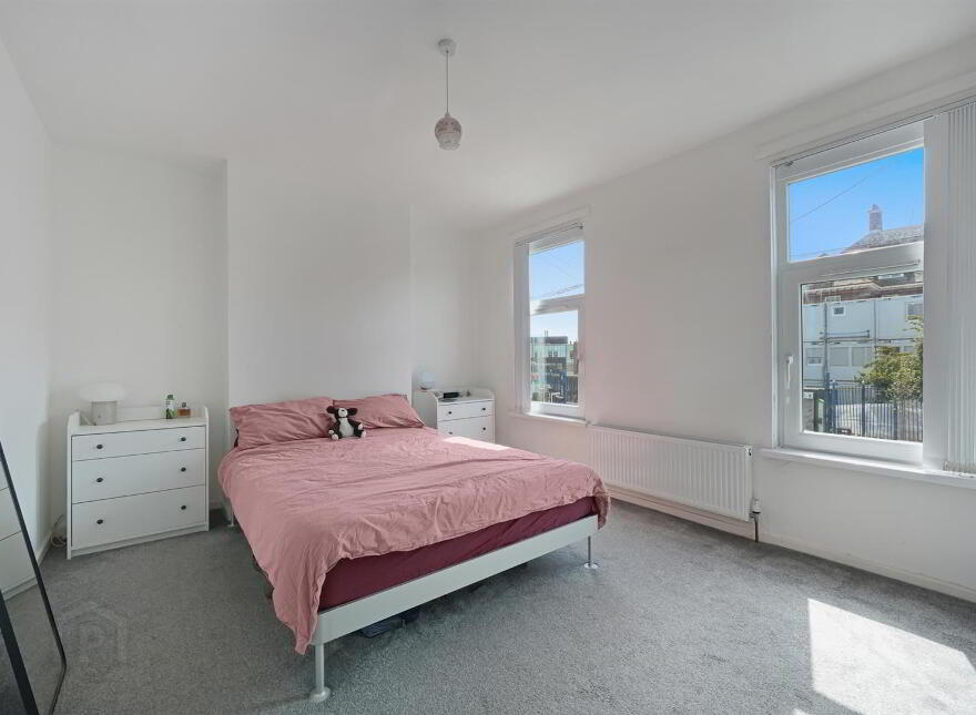 153 Falls Road, Belfast, BT12 6AF