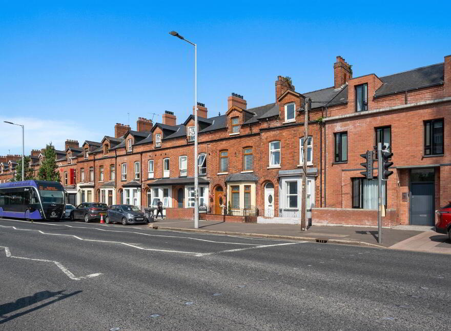 153 Falls Road, Belfast, BT12 6AF