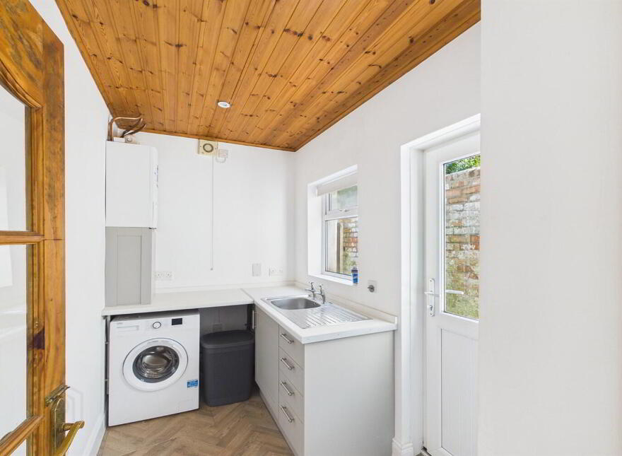 38 Holland Drive, Belfast, BT5 6EH