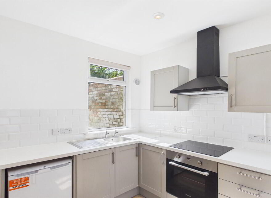 38 Holland Drive, Belfast, BT5 6EH