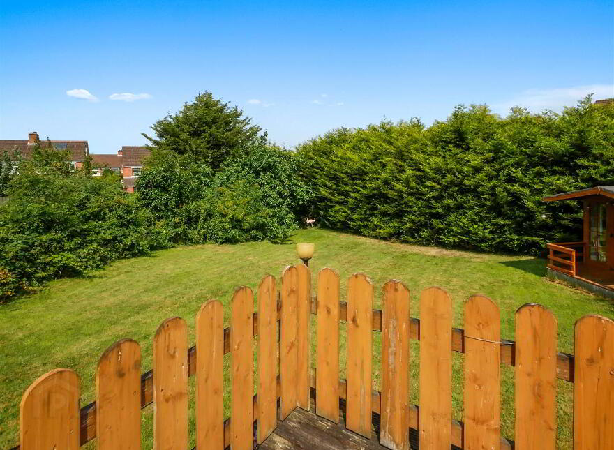 16 Glensharragh Gardens, Upper Knockbreda Road, Belfast, BT6 9PE