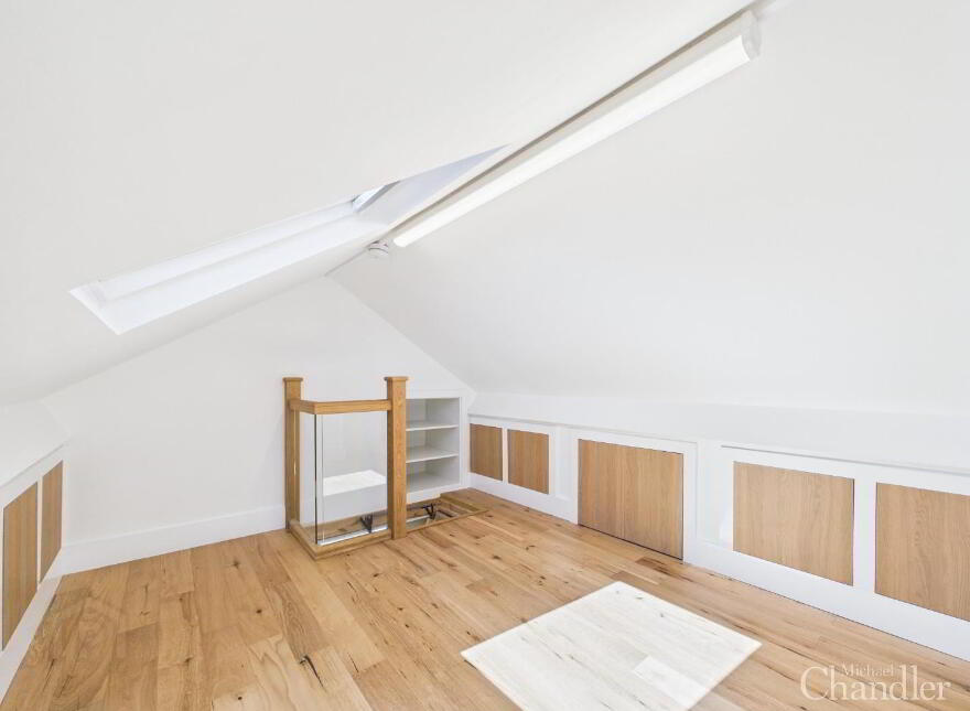 87 Ravenhill Gardens, Belfast, BT6 8GQ