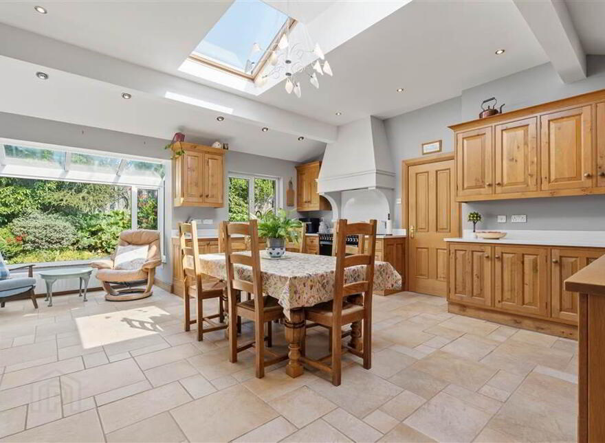 15 Sheepshill, Ballymena, BT42 1QW