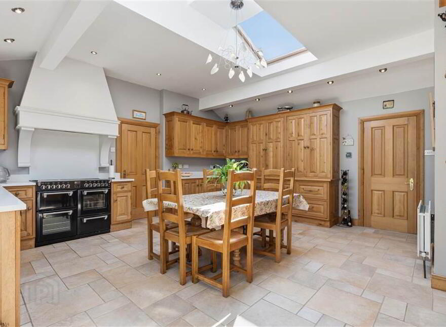 15 Sheepshill, Ballymena, BT42 1QW