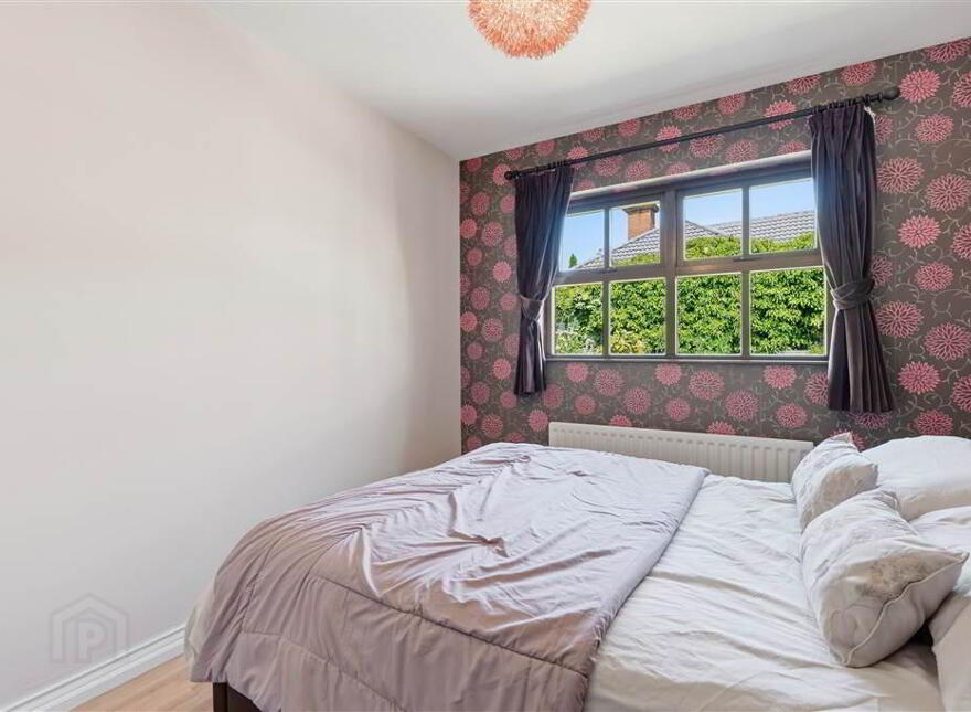 15 Sheepshill, Ballymena, BT42 1QW