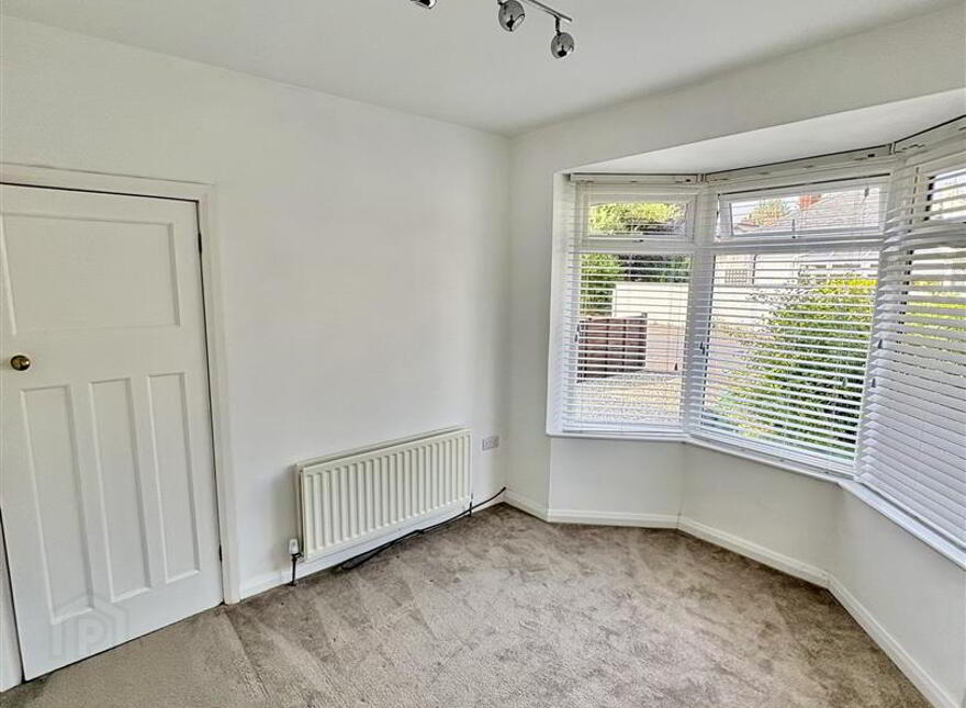 34 Castleview Road, Belfast, BT5 7AX