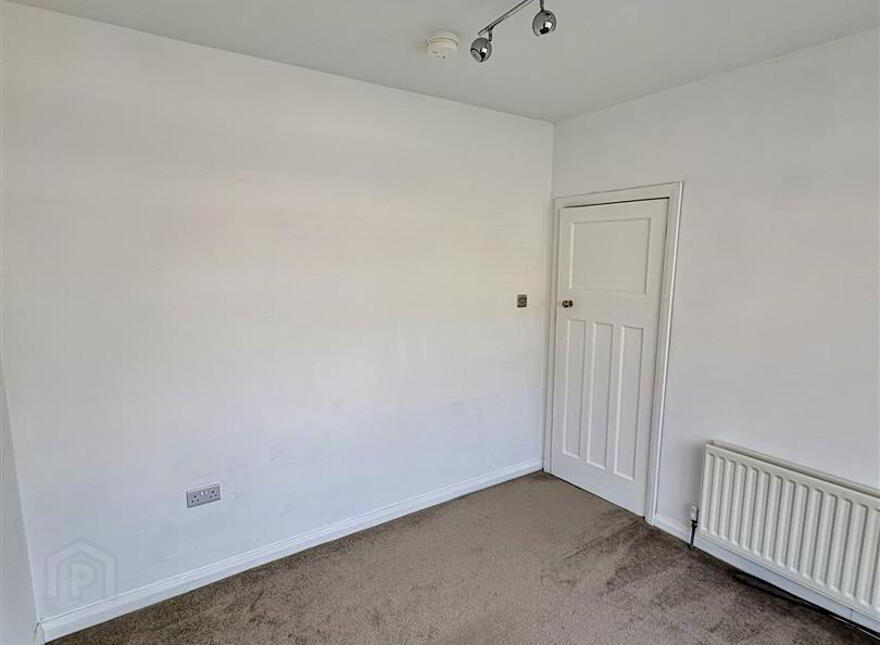 34 Castleview Road, Belfast, BT5 7AX