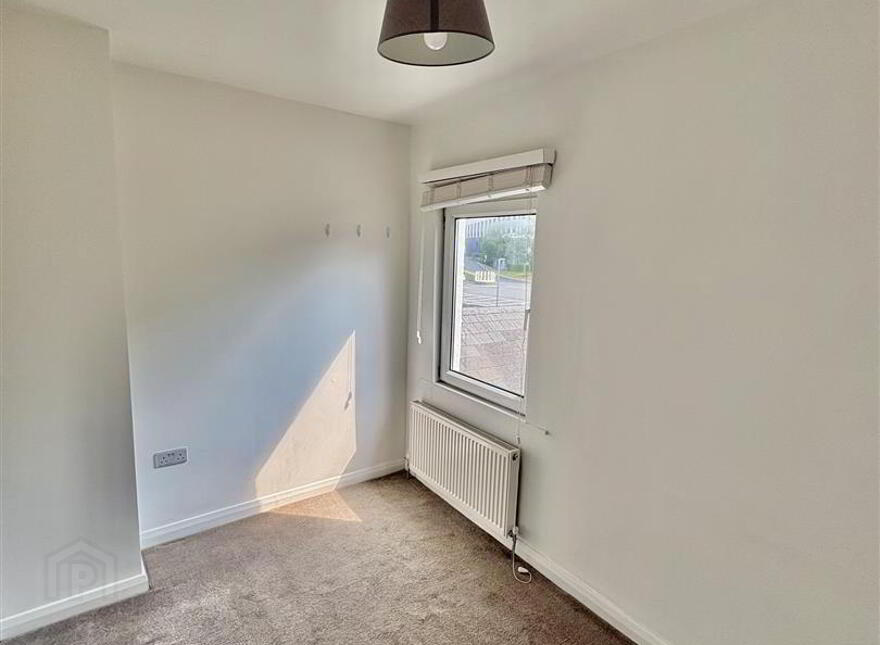 34 Castleview Road, Belfast, BT5 7AX