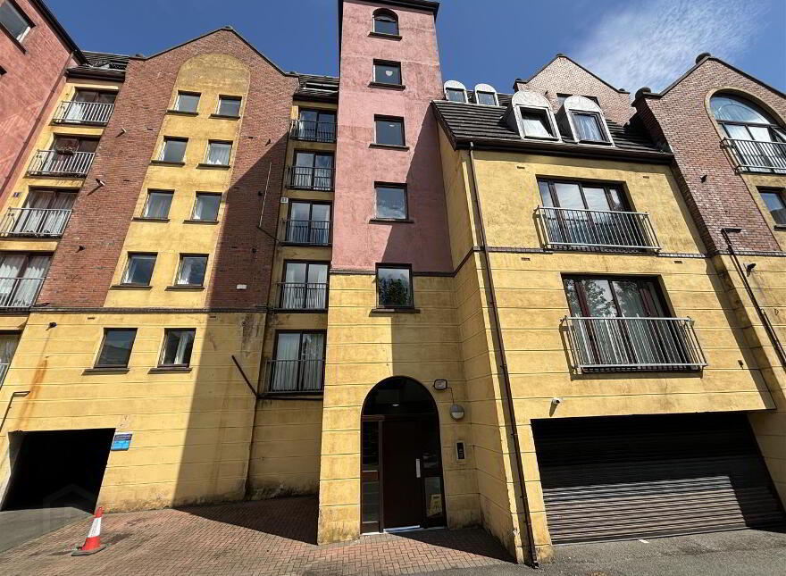 Apartment 5 St. Johns Wharf 1-3 Laganbank Road, Belfast, BT1 3LT photo