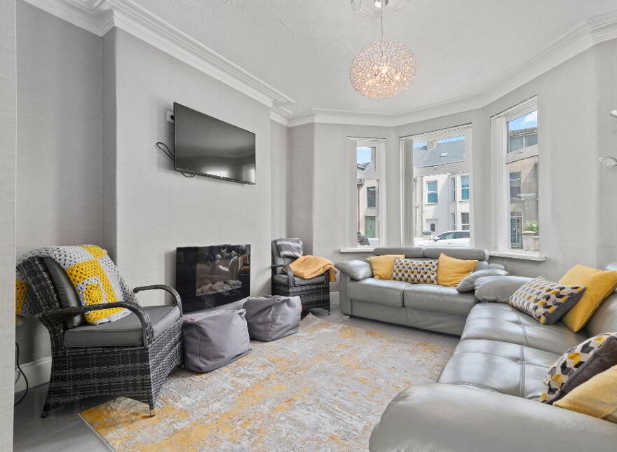 24 Coleraine Road, Portstewart, BT55 7JW
