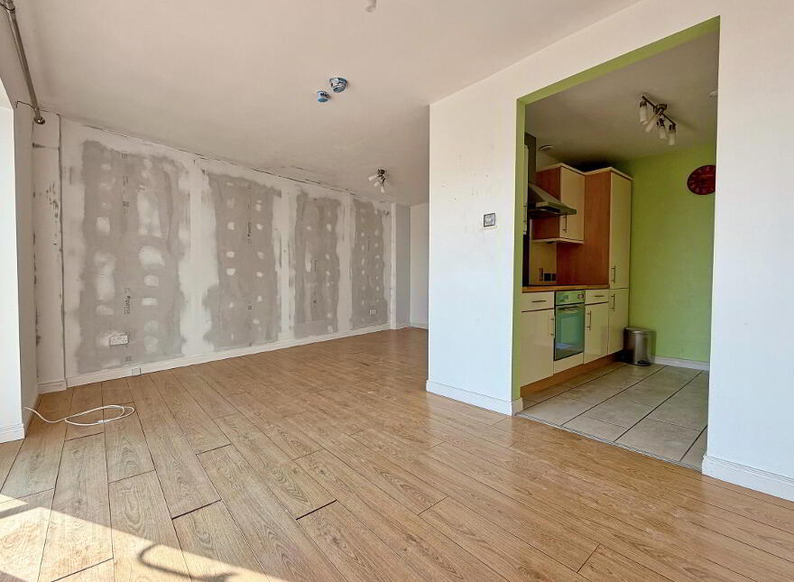 5 Royale Court Apartments, Main Street, Portrush, BT56 8DA