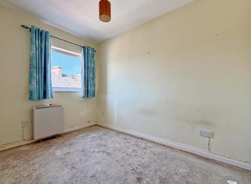 5 Royale Court Apartments, Main Street, Portrush, BT56 8DA