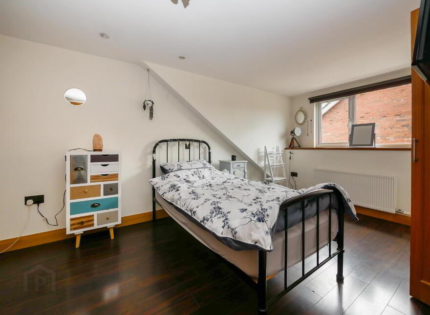 23 Ardenlee Court, Ravenhill Road, Belfast, BT6 8QE