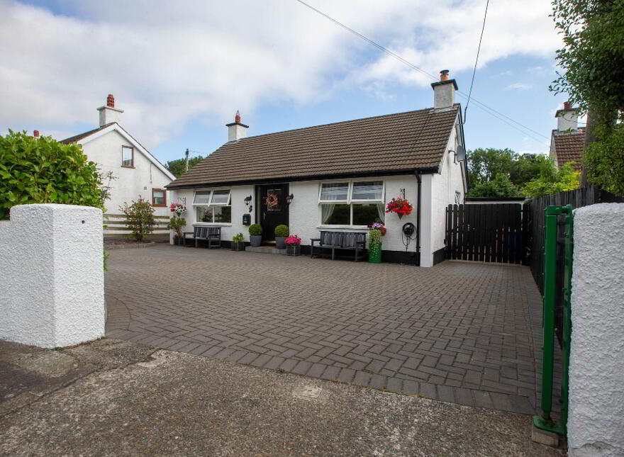 59 Tullybrannigan Road, Newcastle, BT33 0PL