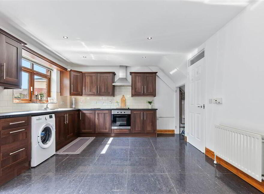 32 Beechmount Walk, Belfast, BT12 7NS