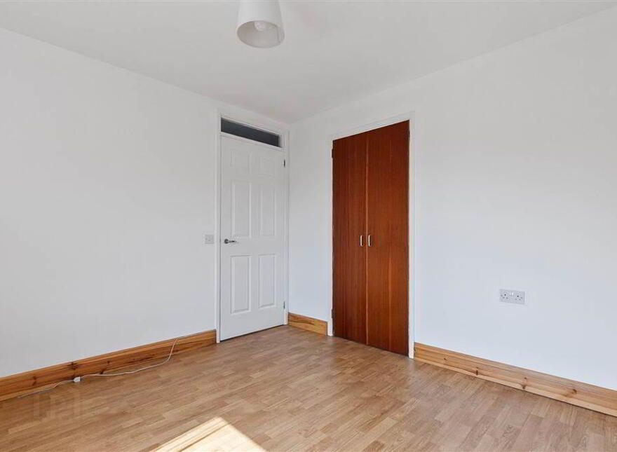 32 Beechmount Walk, Belfast, BT12 7NS