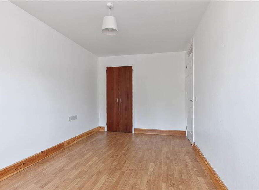 32 Beechmount Walk, Belfast, BT12 7NS