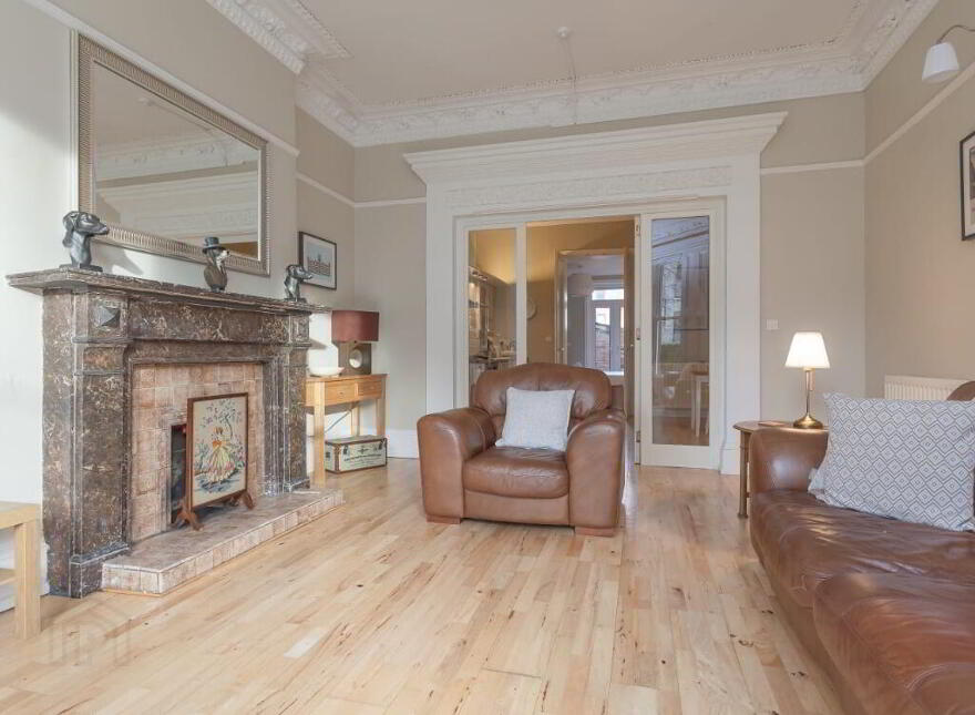 Apt 2, 31 Wellington Park, Belfast, BT9 6DP