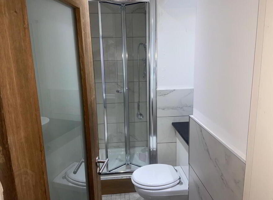 Apt 2, 31 Wellington Park, Belfast, BT9 6DP
