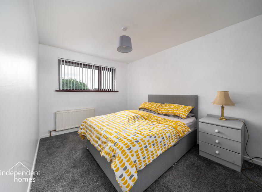 14 Britannia Crescent, Larne, BT40 1TW