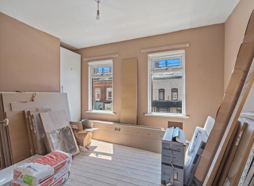 54 Farnham Street, Ormeau Road, Belfast, BT7 2FN