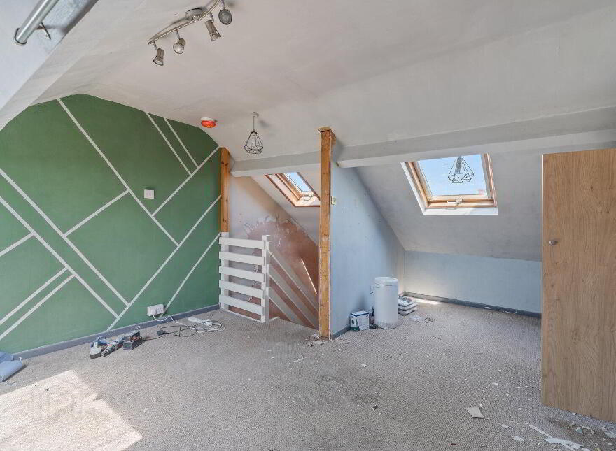 54 Farnham Street, Ormeau Road, Belfast, BT7 2FN