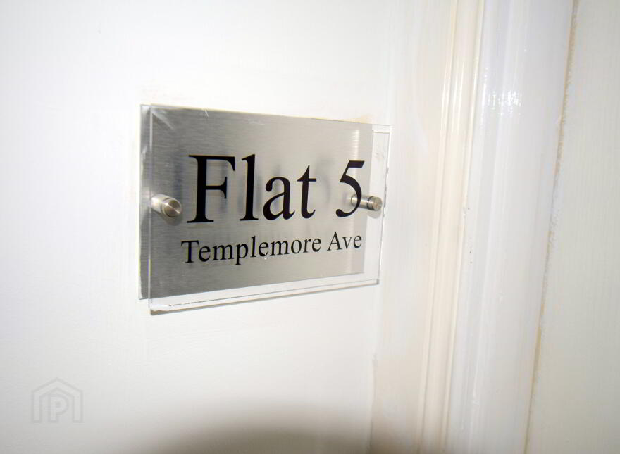 5, 2 Templemore Avenue, Belfast, BT5 4FT