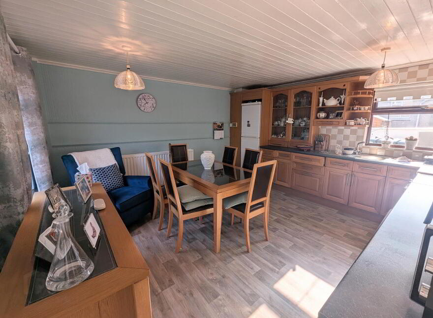 27 Carrickmannin Gardens, Bangor, BT19 1SX