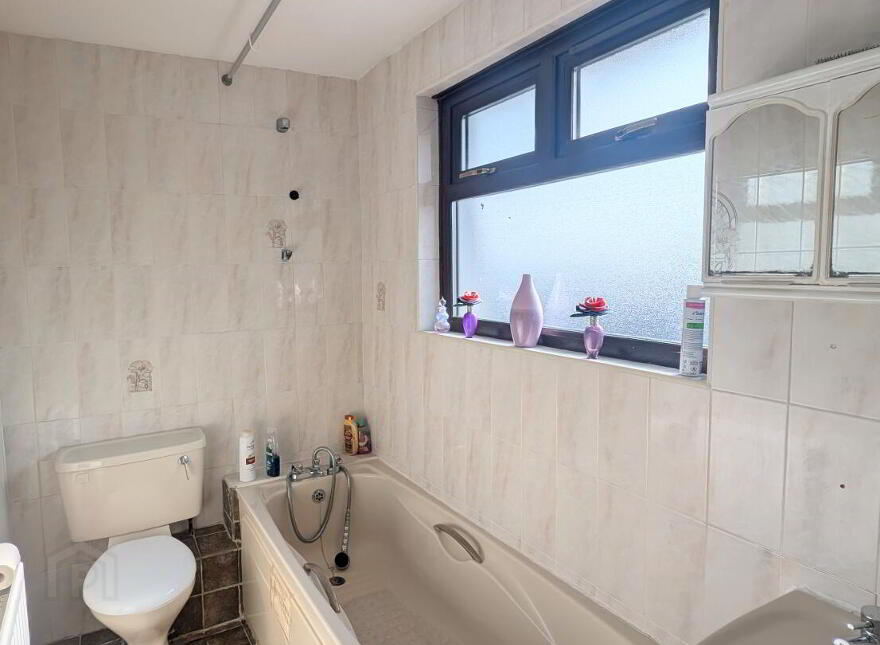 27 Carrickmannin Gardens, Bangor, BT19 1SX