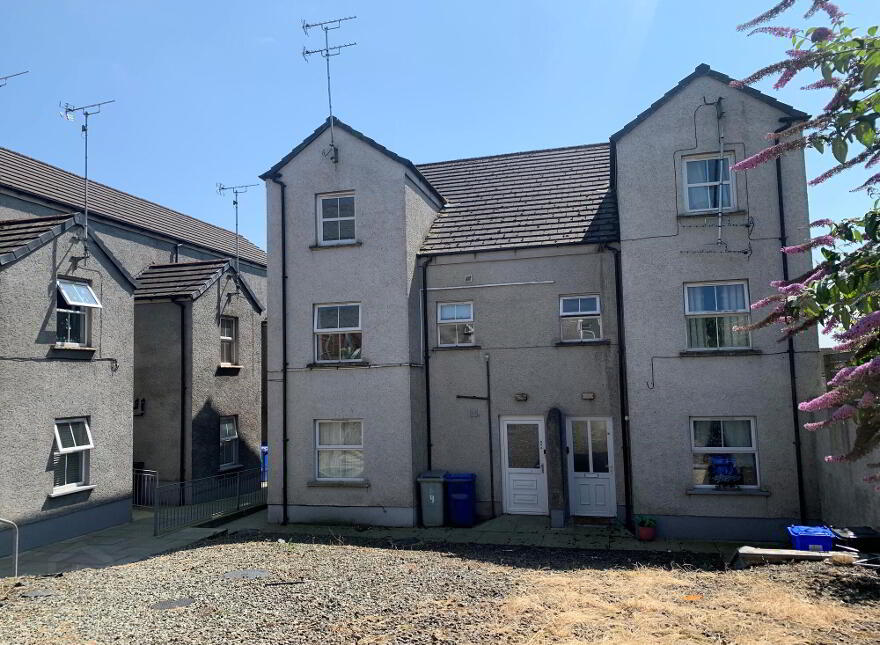 8 Henry Street Mews, Ballymoney, BT53 6GY