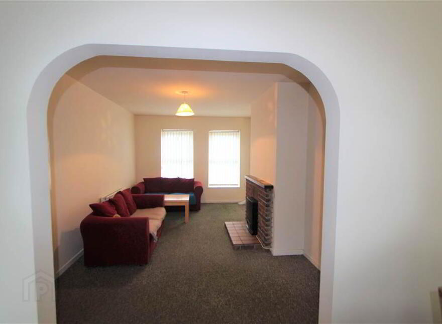 5 Malone Chase, Belfast, BT9 6XF