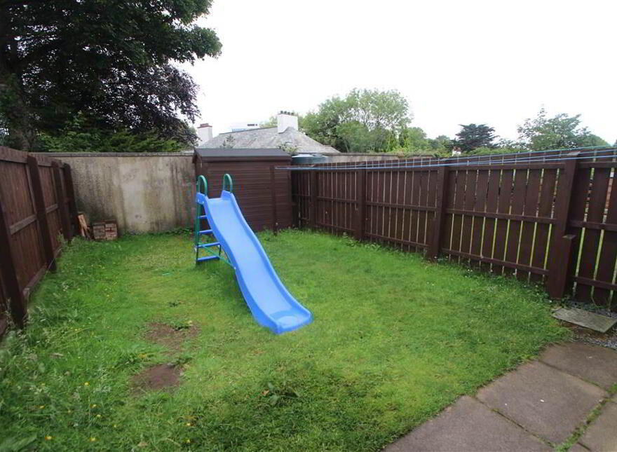 5 Malone Chase, Belfast, BT9 6XF