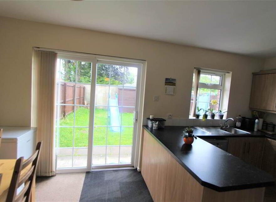 5 Malone Chase, Belfast, BT9 6XF