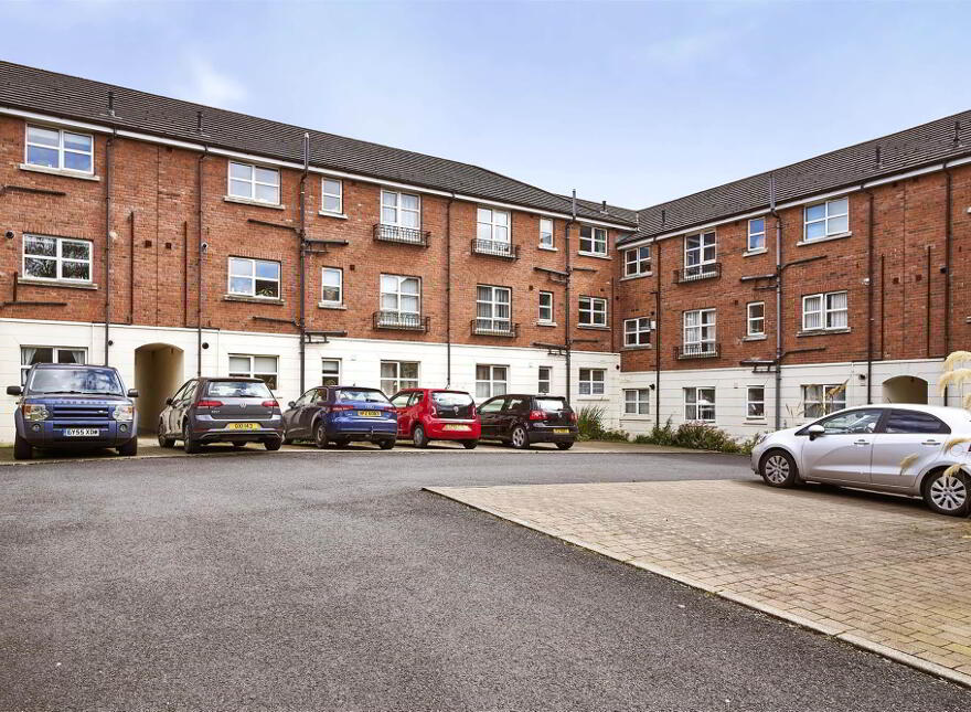 10 Richmond Heights, Holywood, BT18 9TF