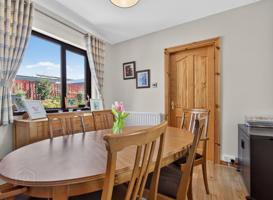 25 Collinwood, Ballymena, BT43 6NJ