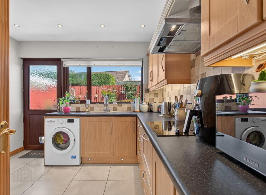 25 Collinwood, Ballymena, BT43 6NJ