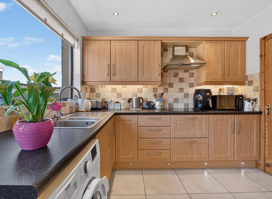 25 Collinwood, Ballymena, BT43 6NJ