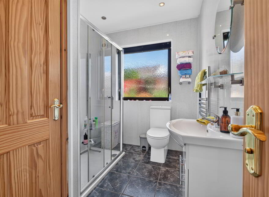25 Collinwood, Ballymena, BT43 6NJ