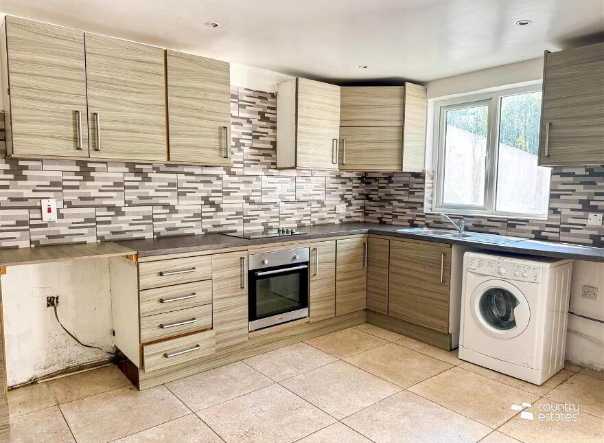 41 Ballynure Road, Ballyclare, BT39 9AG