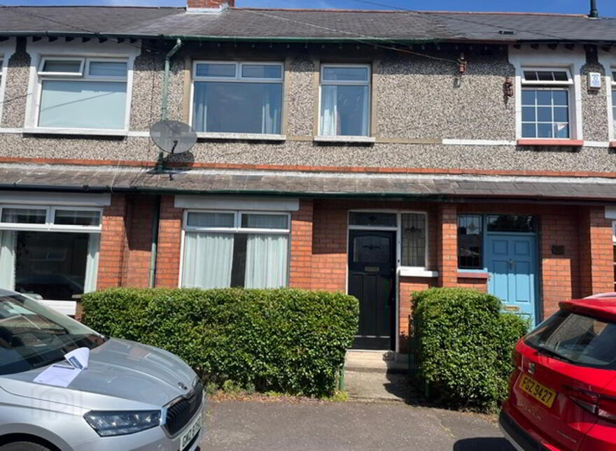 12 Sandown Drive, Ballyhackamore, Belfast, BT5 6GZ