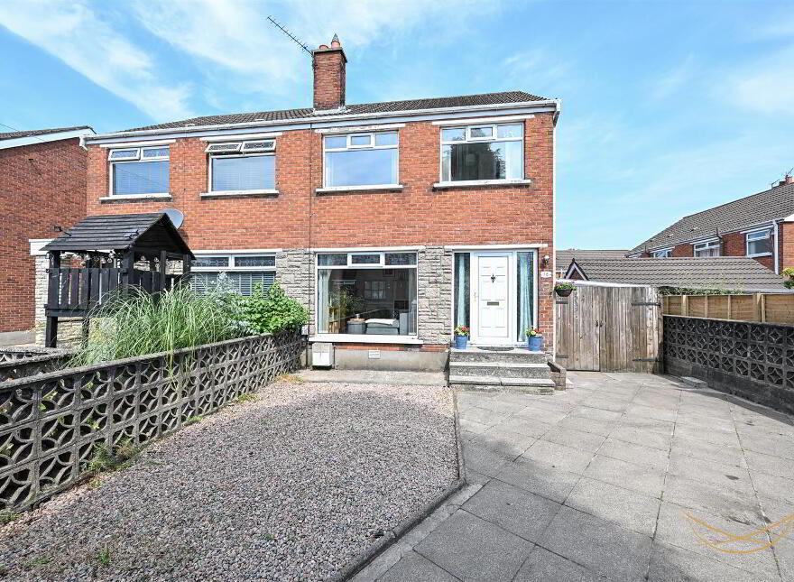 16 Sandyknowes Gardens, Newtownabbey, BT36 5DH