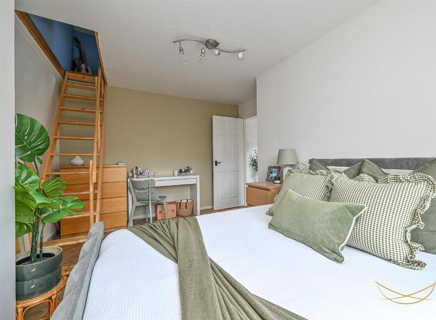 16 Sandyknowes Gardens, Newtownabbey, BT36 5DH