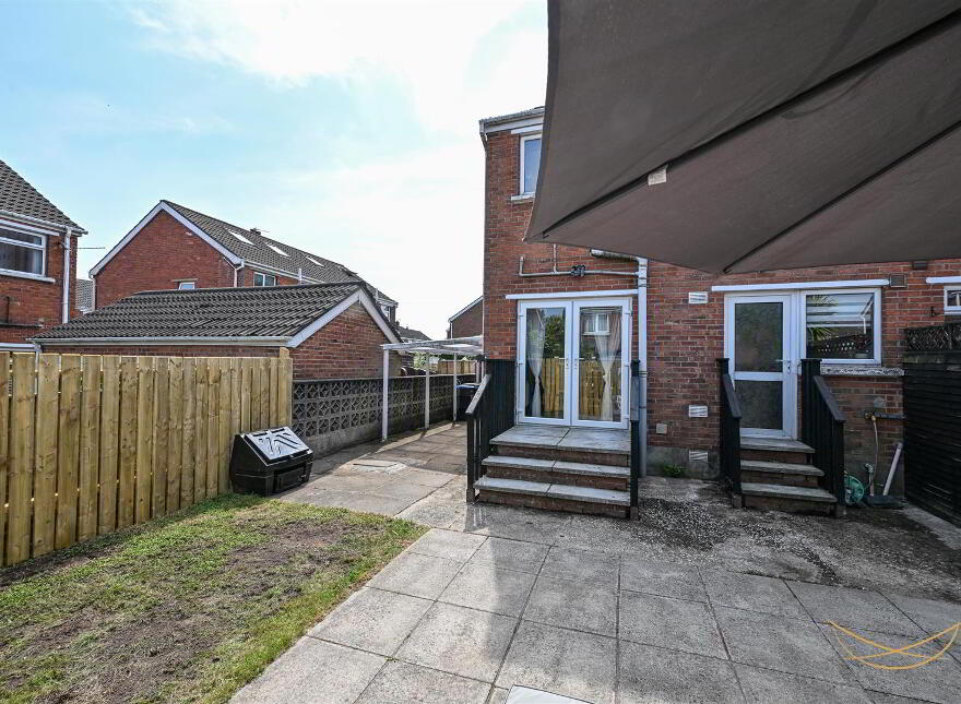 16 Sandyknowes Gardens, Newtownabbey, BT36 5DH