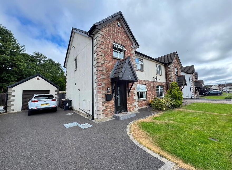 43 Lower Rogan Manor, Antrim Road, Newtownabbey, BT36 4BE