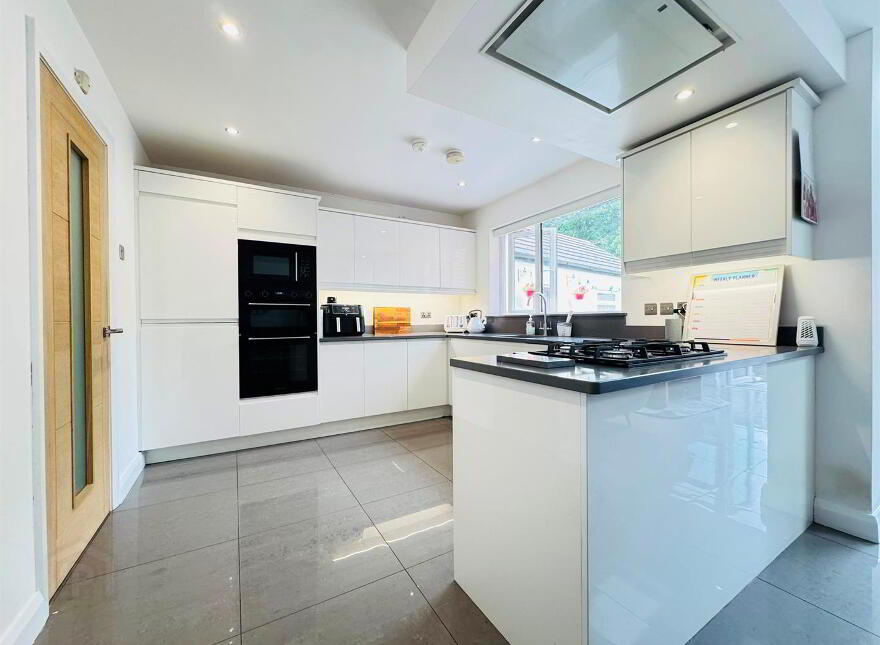 43 Lower Rogan Manor, Antrim Road, Newtownabbey, BT36 4BE