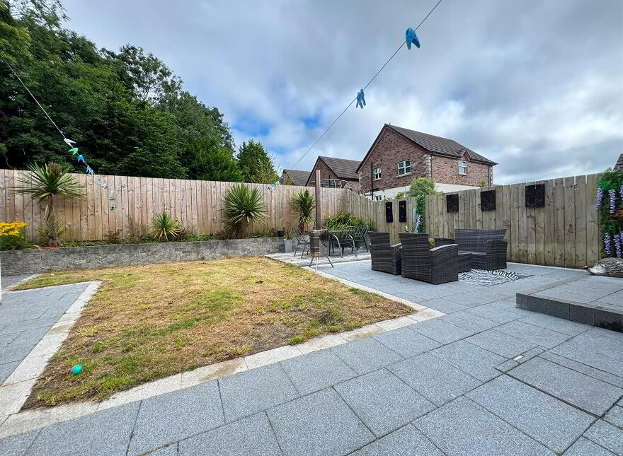 43 Lower Rogan Manor, Antrim Road, Newtownabbey, BT36 4BE