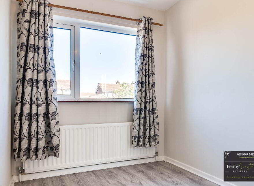 5 Harper Park, Bangor, BT19 1PB